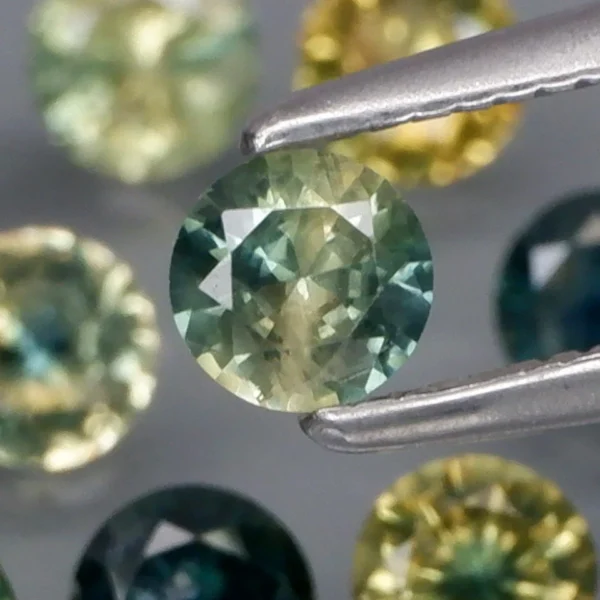 2.28 karátos zafír szett színes 3.7 mm - Image 3
