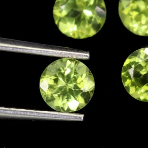 4.54 karátos peridot drágakő szett 5 mm